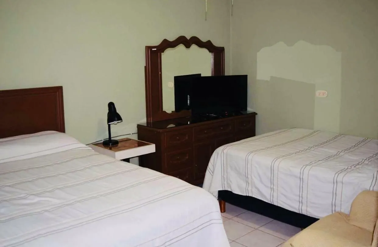 アパート Brisas Del Caribe Suite プレヤデルカーメン